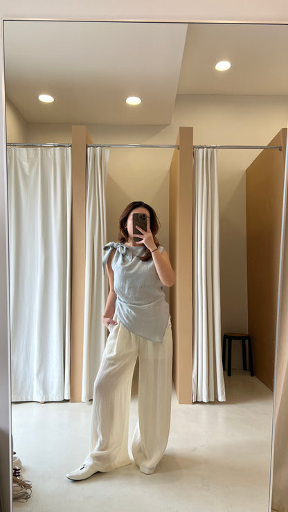 GERMMY SLEEVELESS TOP