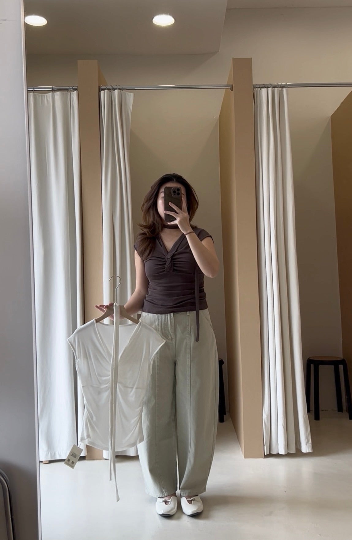 LUCIS DRAWSTRING TOP