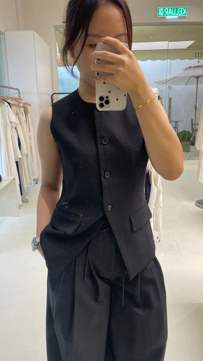 SERENA VEST