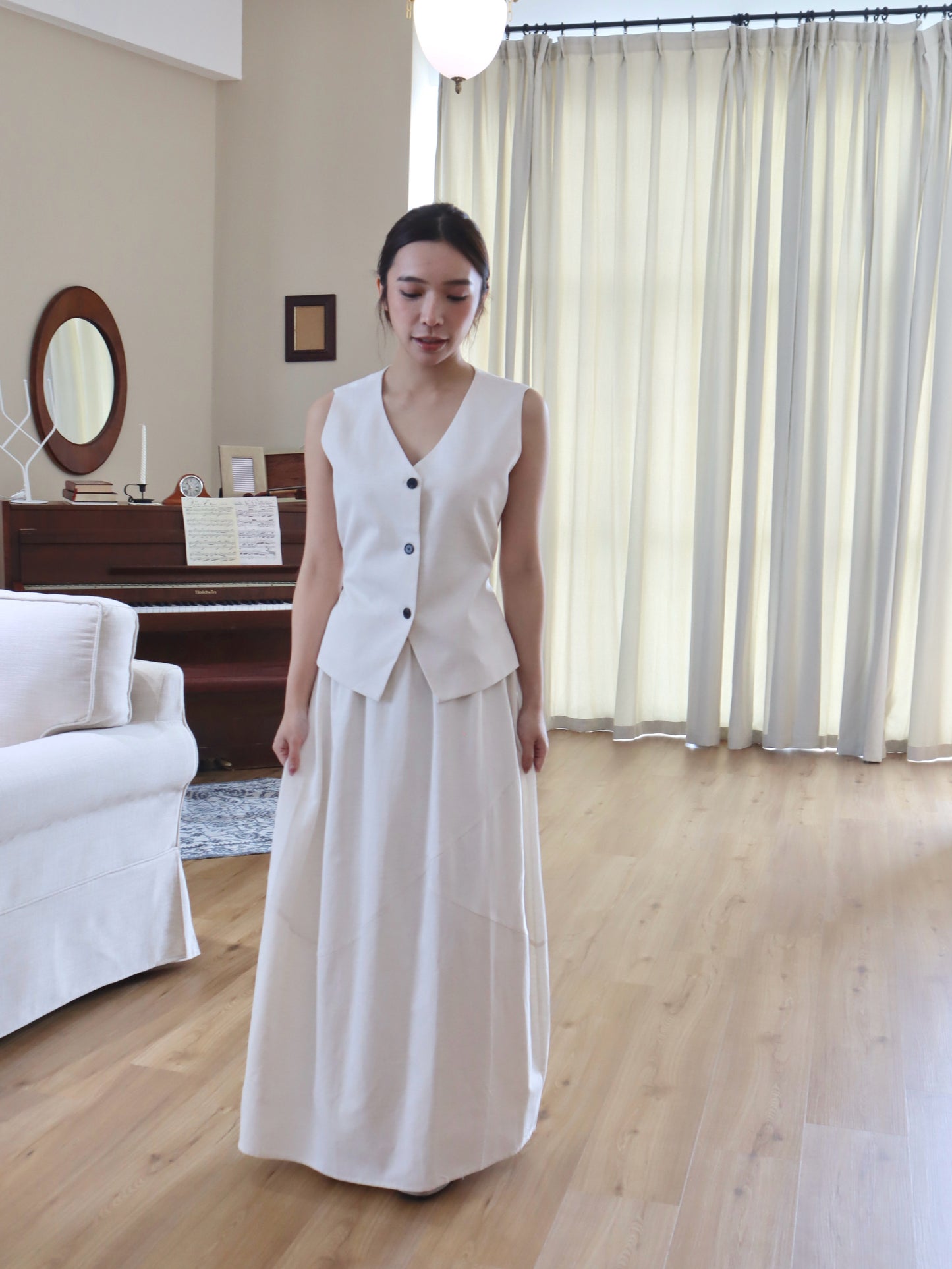ORINA CURVE SKIRT