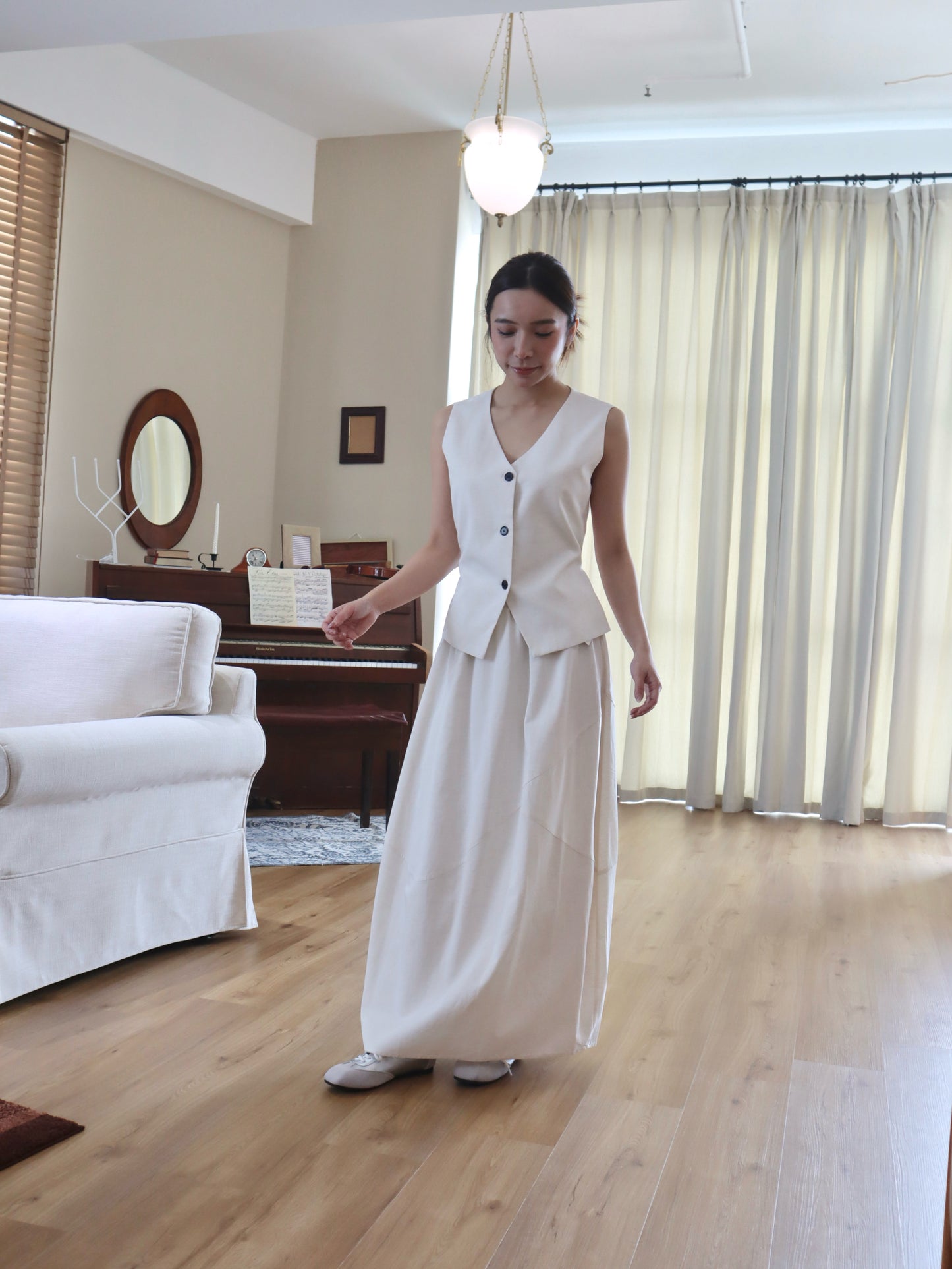ORINA CURVE SKIRT