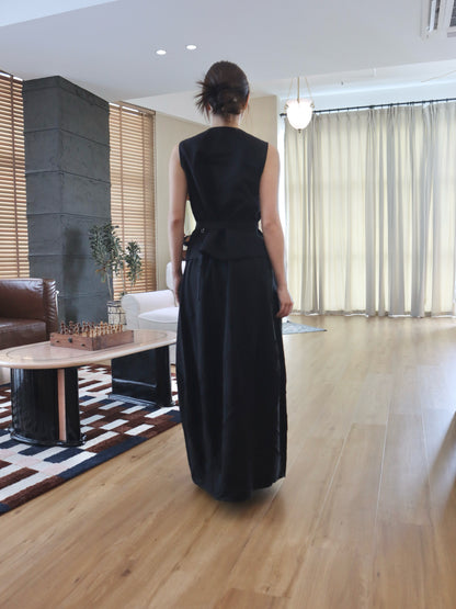 ORINA CURVE SKIRT