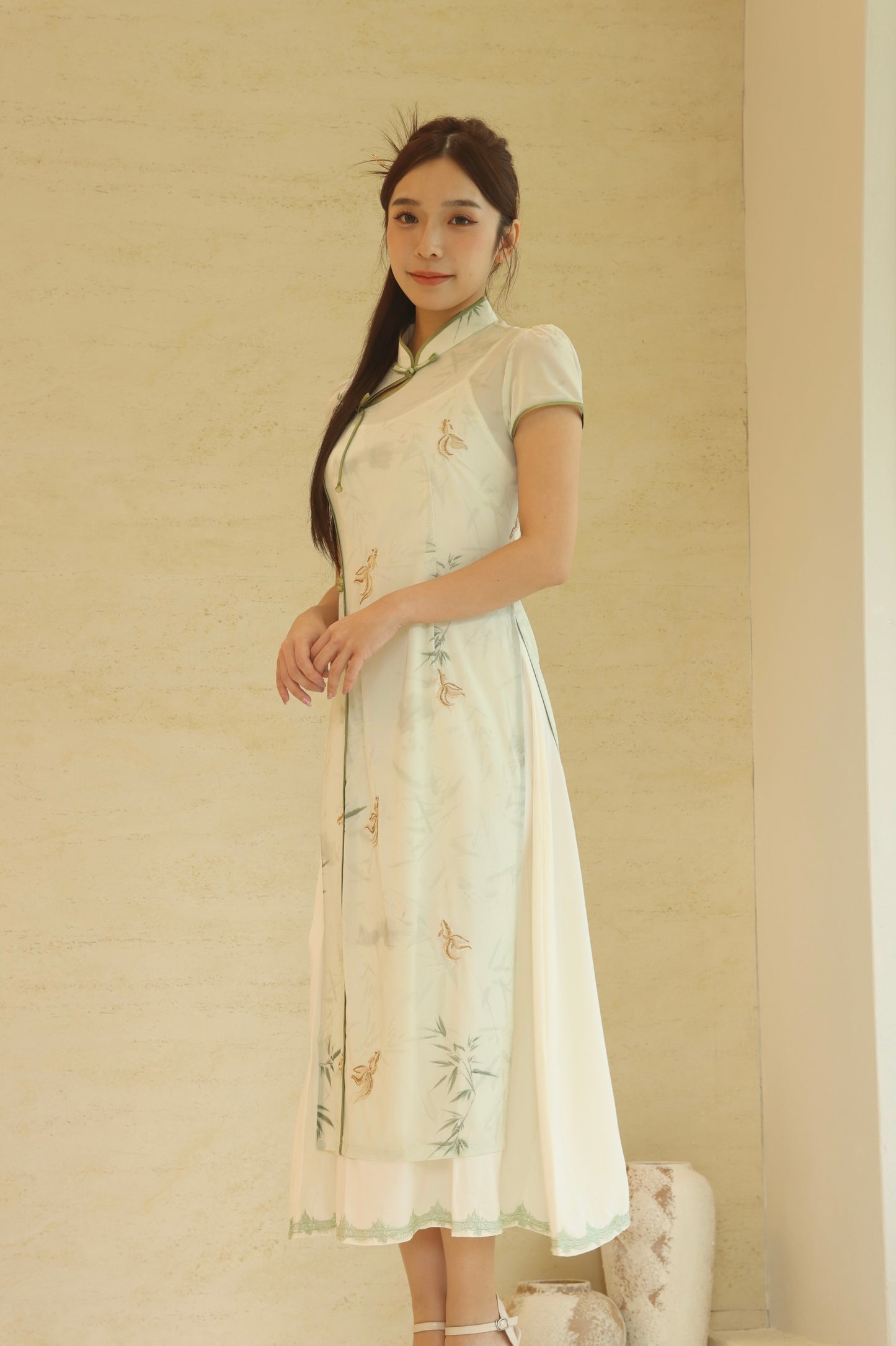 LEAFY GREEN CHEONGSAM DRESS