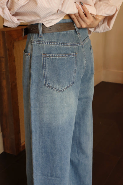 UC STRAIGHT CUT DENIM