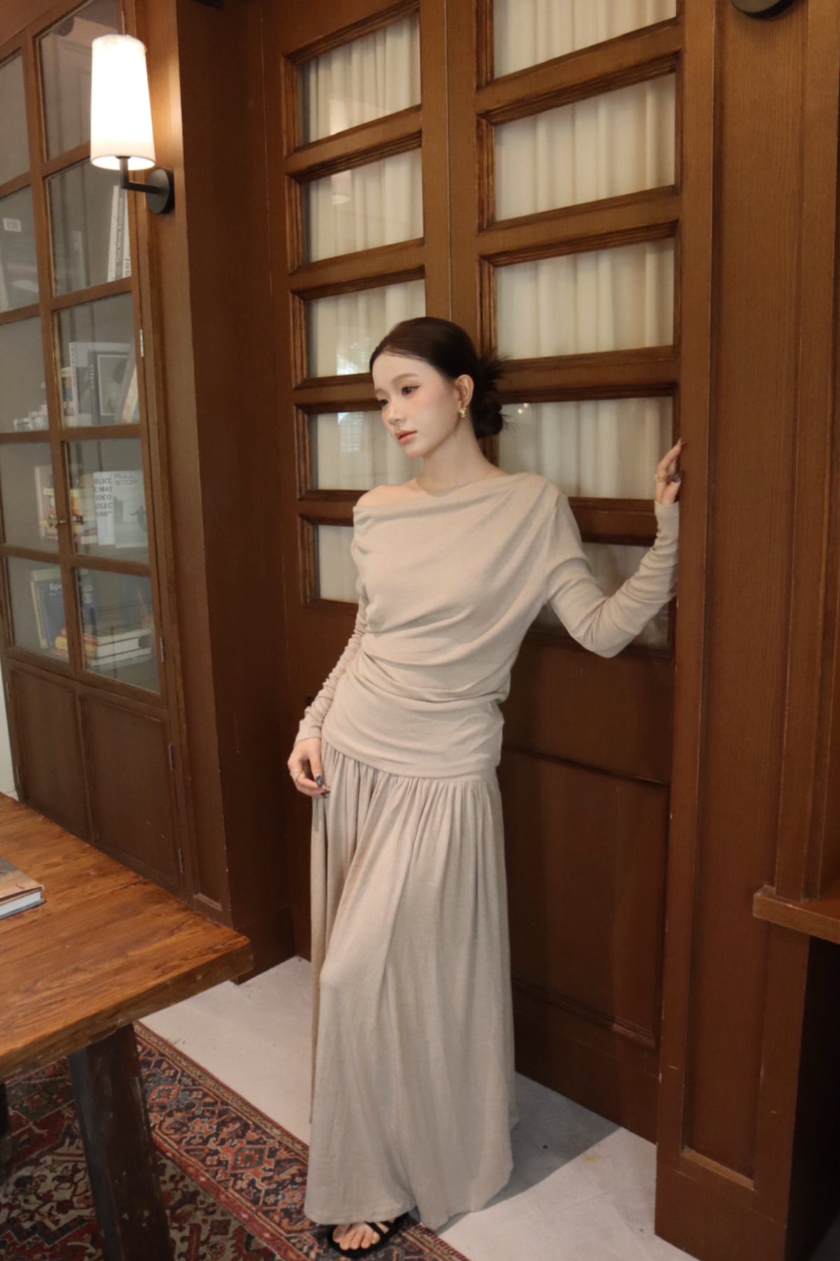 LINDYY OFF SHOULDER TOP