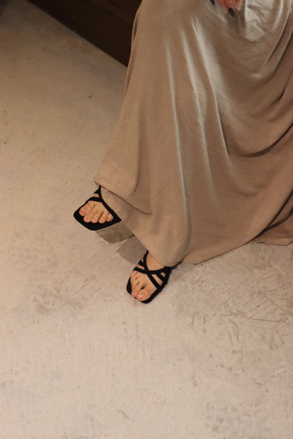 LINDYY OFF SHOULDER SKIRT