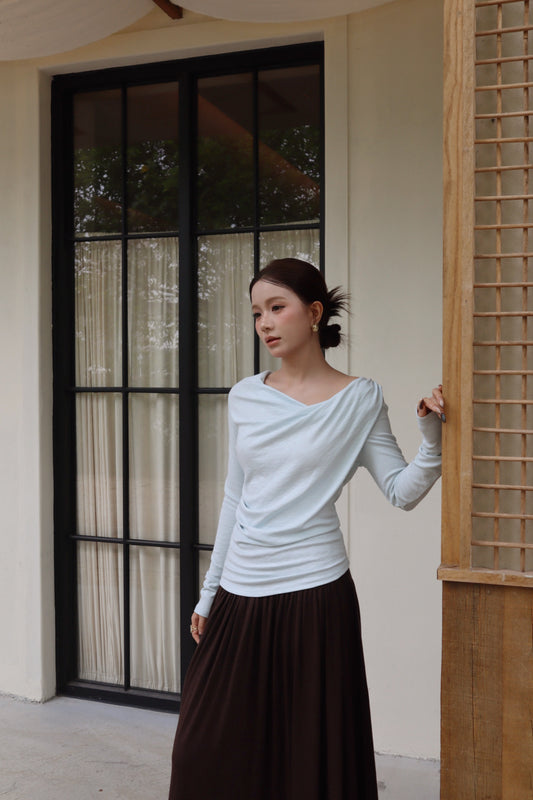 SHELLY OFF SHOULDER TOP