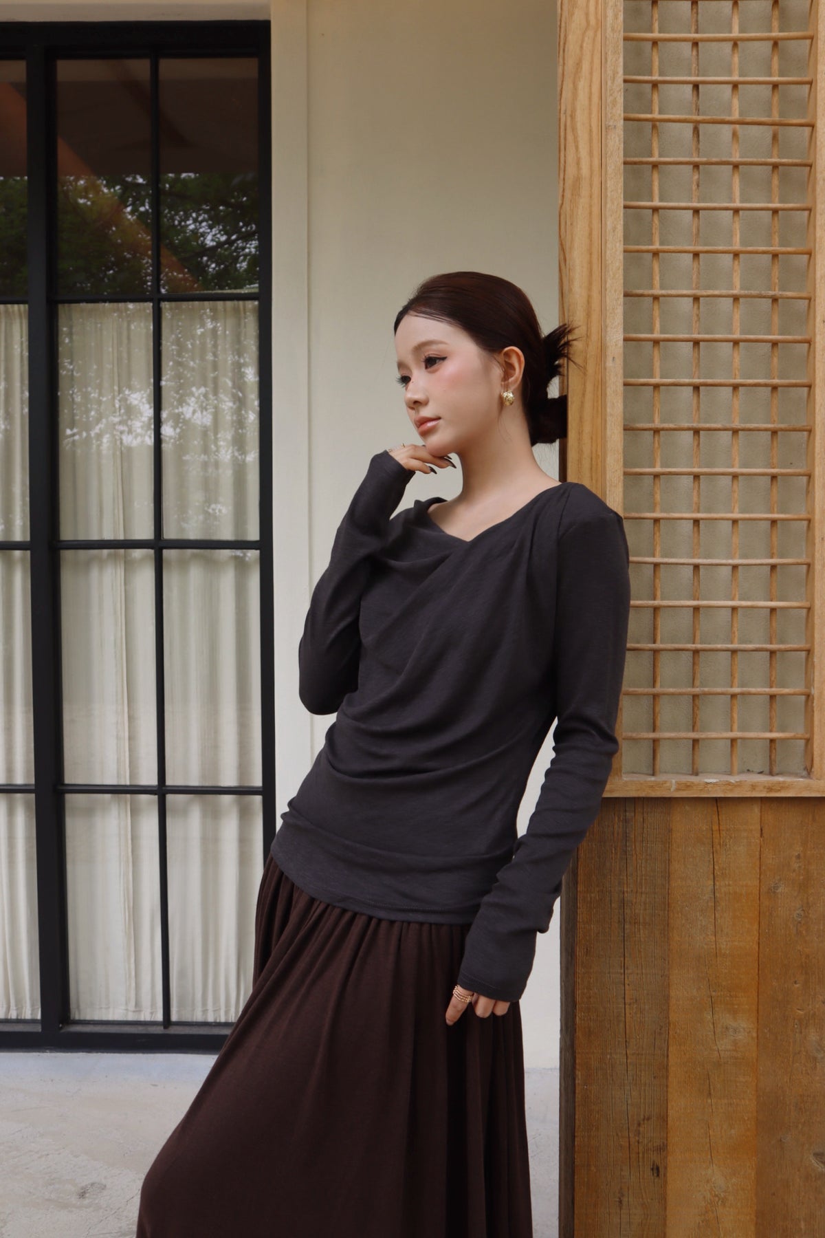 SHELLY OFF SHOULDER TOP