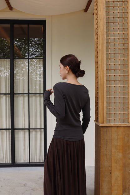 SHELLY OFF SHOULDER TOP