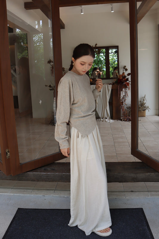 SUSAN SLANTED SWEATER