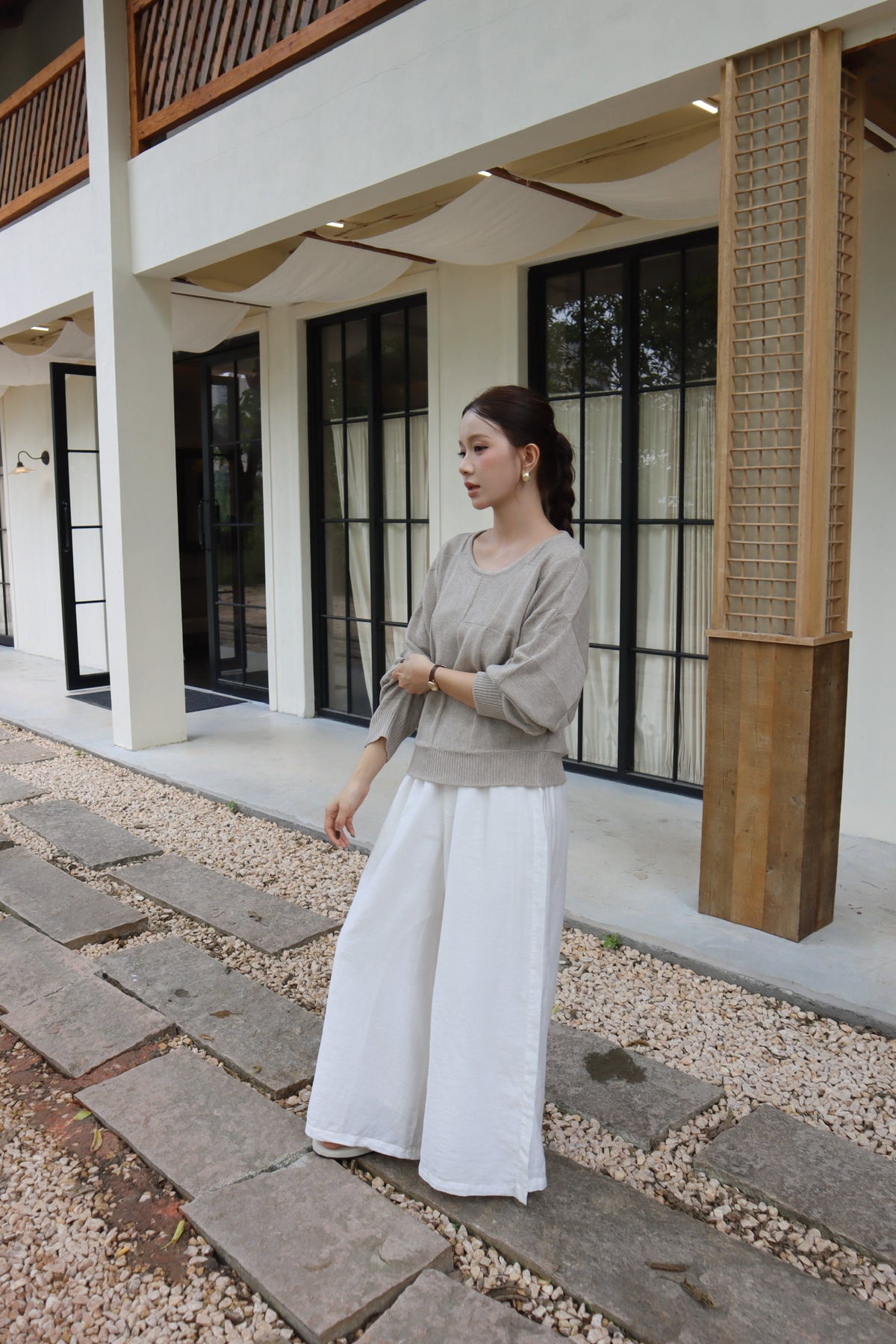 SUSA SWEATER TOP