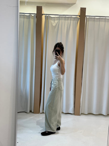 NELIA JEANS