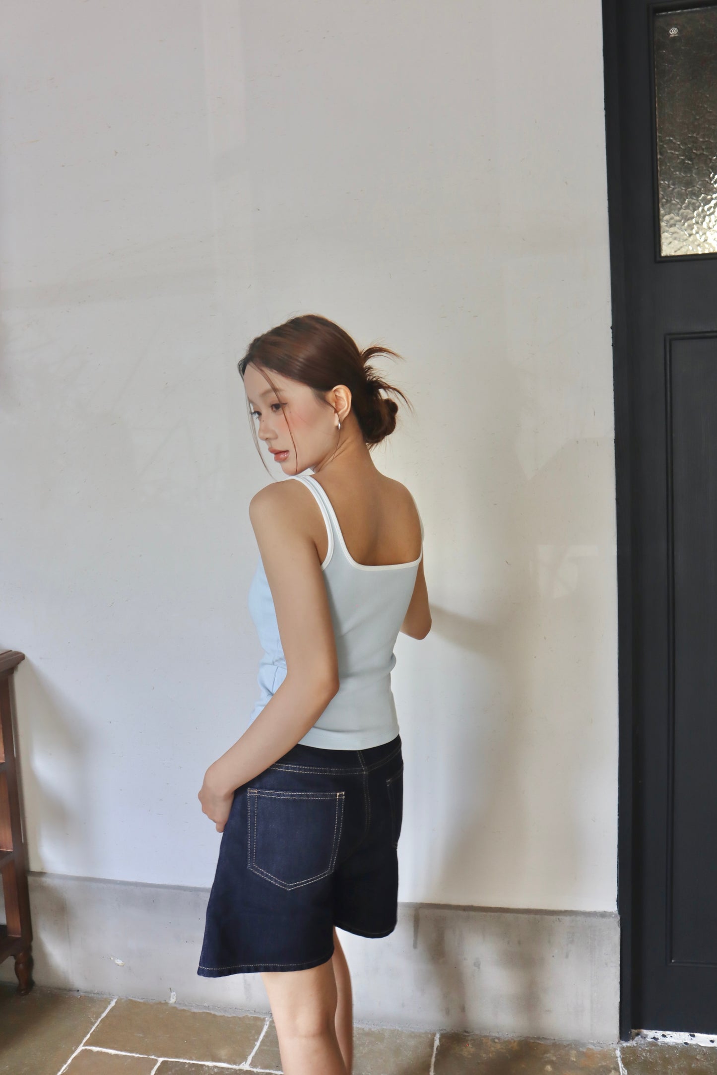 REGINA BUTTON TANK TOP