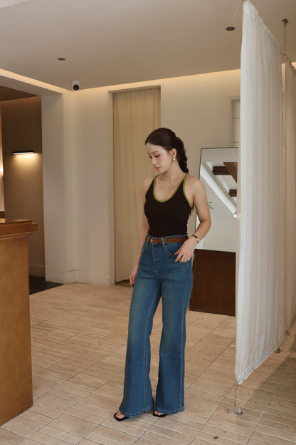 UGI FLARE JEANS