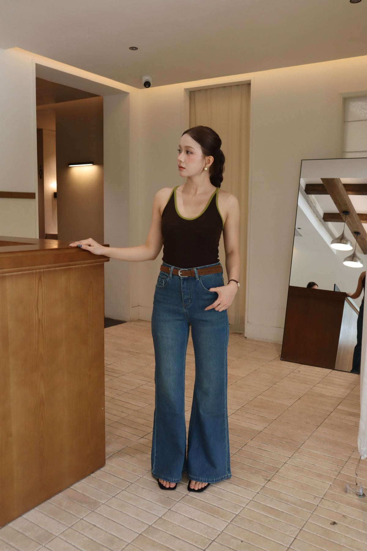 UGI FLARE JEANS