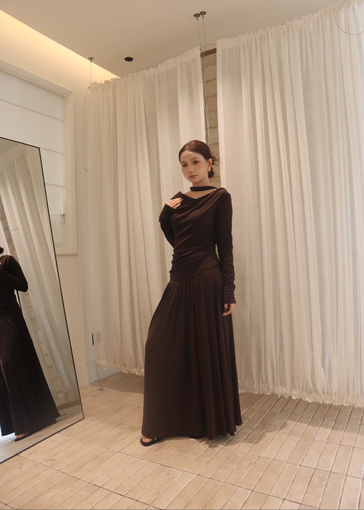 LINDYY OFF SHOULDER TOP